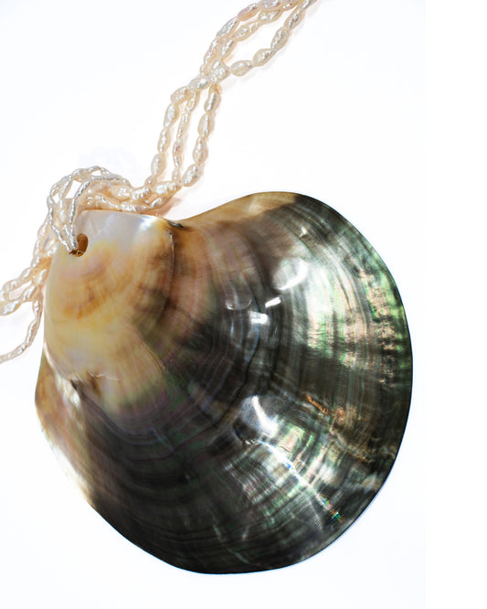 Venus Anadiómena — Claudine Artisanal, handmade pearl jewelry